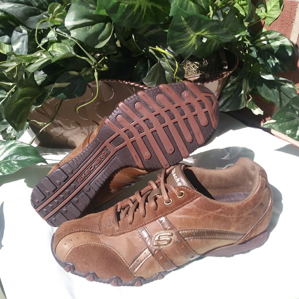 *Sold!* ketchers Casual Walking Sneakers